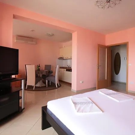 Dalmatien Traumhaus Apartmán Makarská