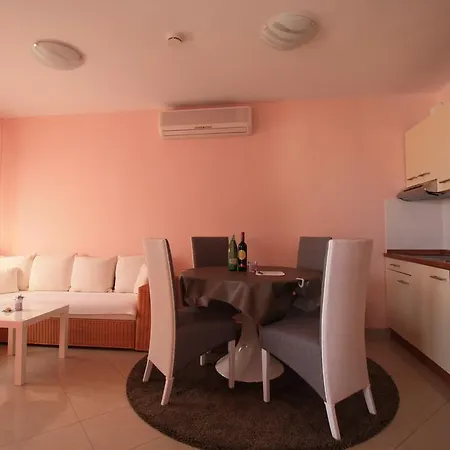 Dalmatien Traumhaus מאקרסקה
